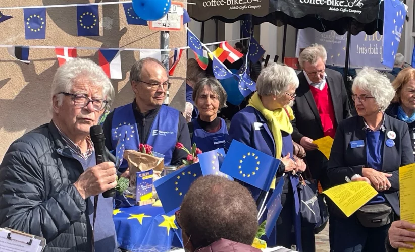 Die Europahymne wurde auch auf französisch gesungen.