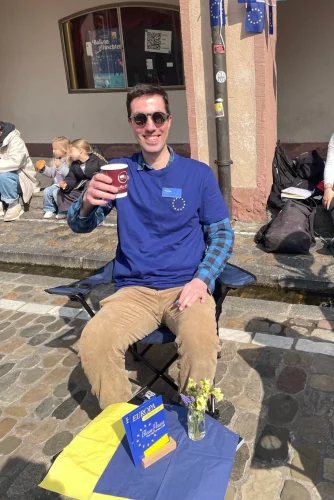 Der Kaffee kommt auch bei den am Stand aushelfenden Personen gut an.