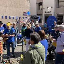 Unsere zweite Veranstaltung wurde vom Musiker Rico Kirsch eröffnet.